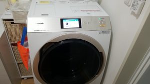 名古屋市中川区尾頭橋 パナソニック製ドラム洗濯機 ブラシ落下除去修理 名古屋市中川区尾頭橋 パナソニック製ドラム洗濯機 ブラシ落下除去修理
